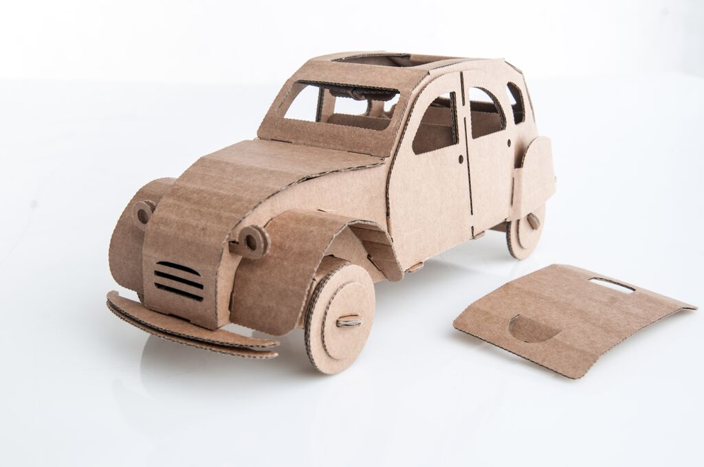 leolandia 2 cv naturelle capot ouvert